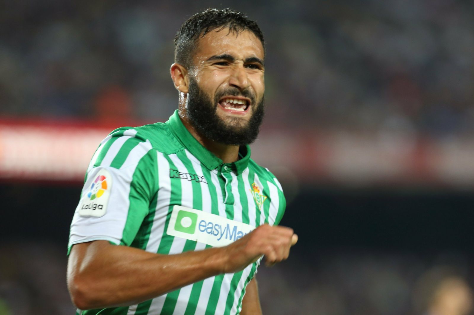 Fekir, tras marcarle al Barcelona en el Camp Nou.