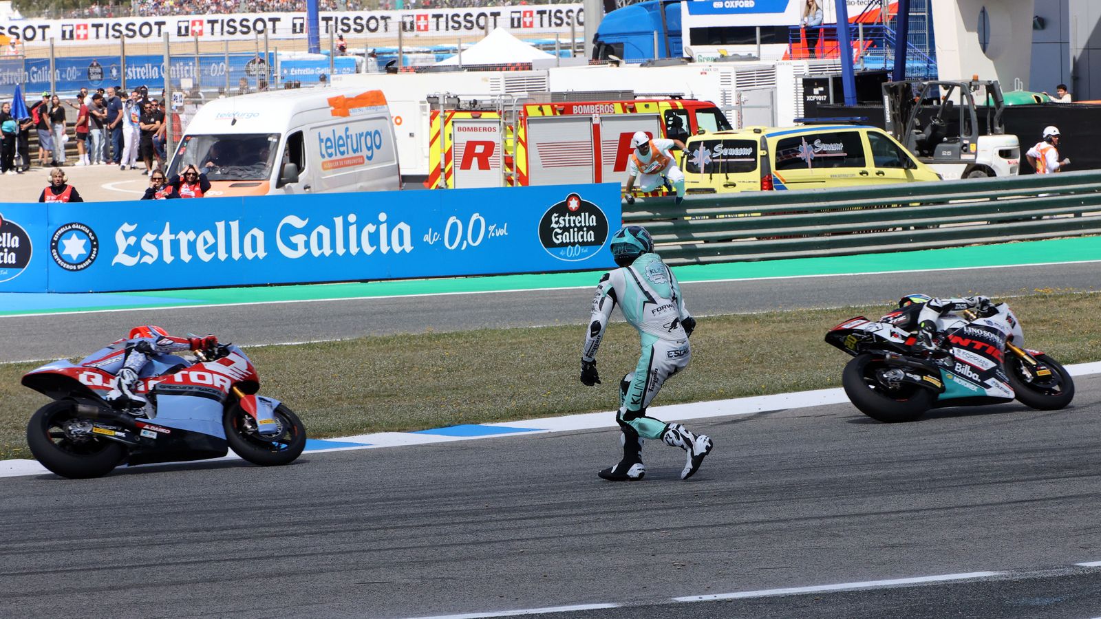 Imágenes de las caídas en las carreras del GP España en Jerez