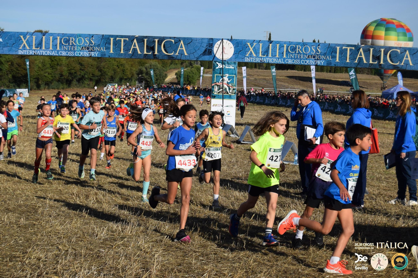 Búscate en las fotos del Cross de Itálica 2025 | 9