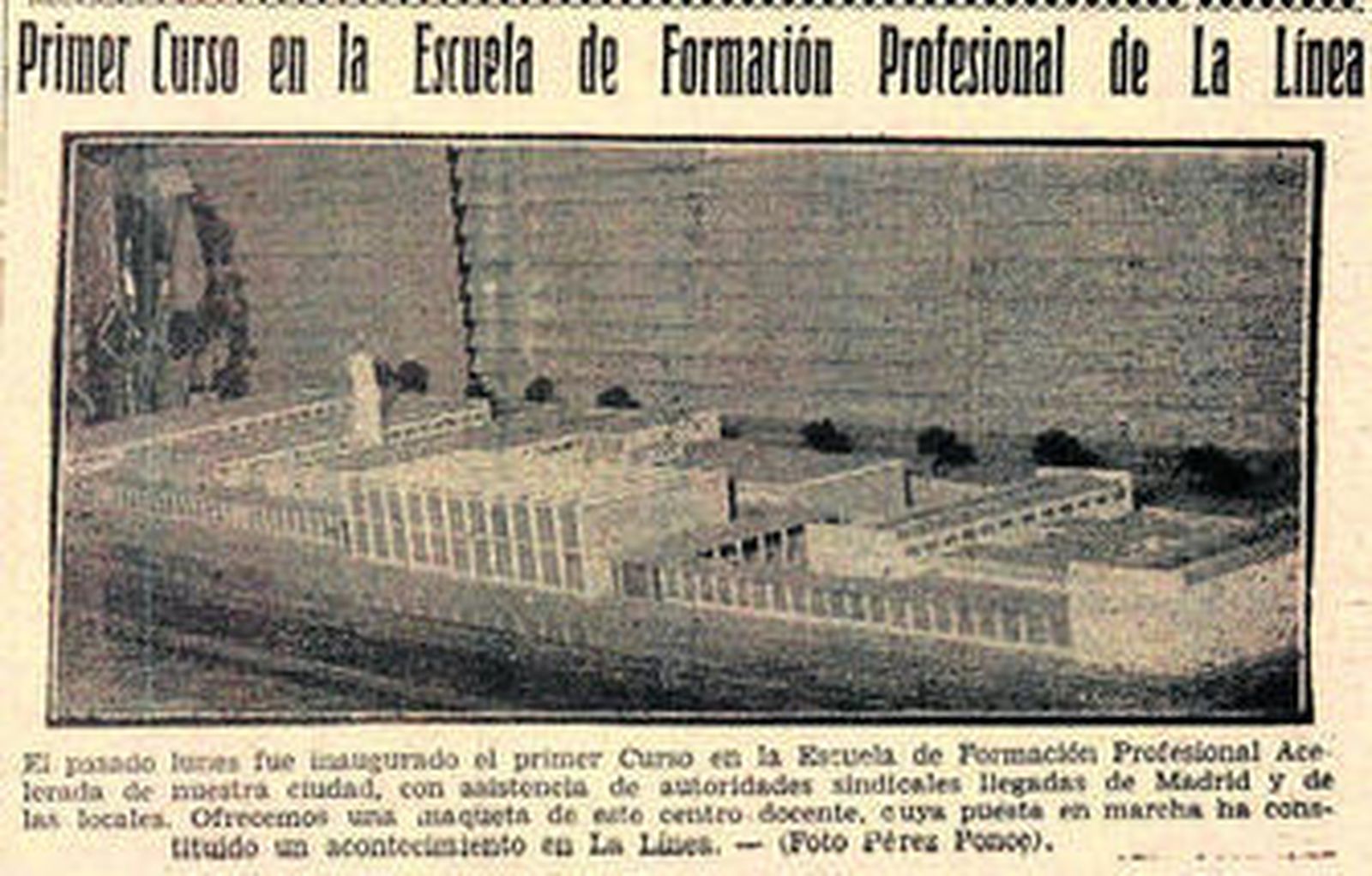 Recorte del diario 'Área' del 31 de enero de 1962 que anuncia la puesta en marcha de la Acelerada.