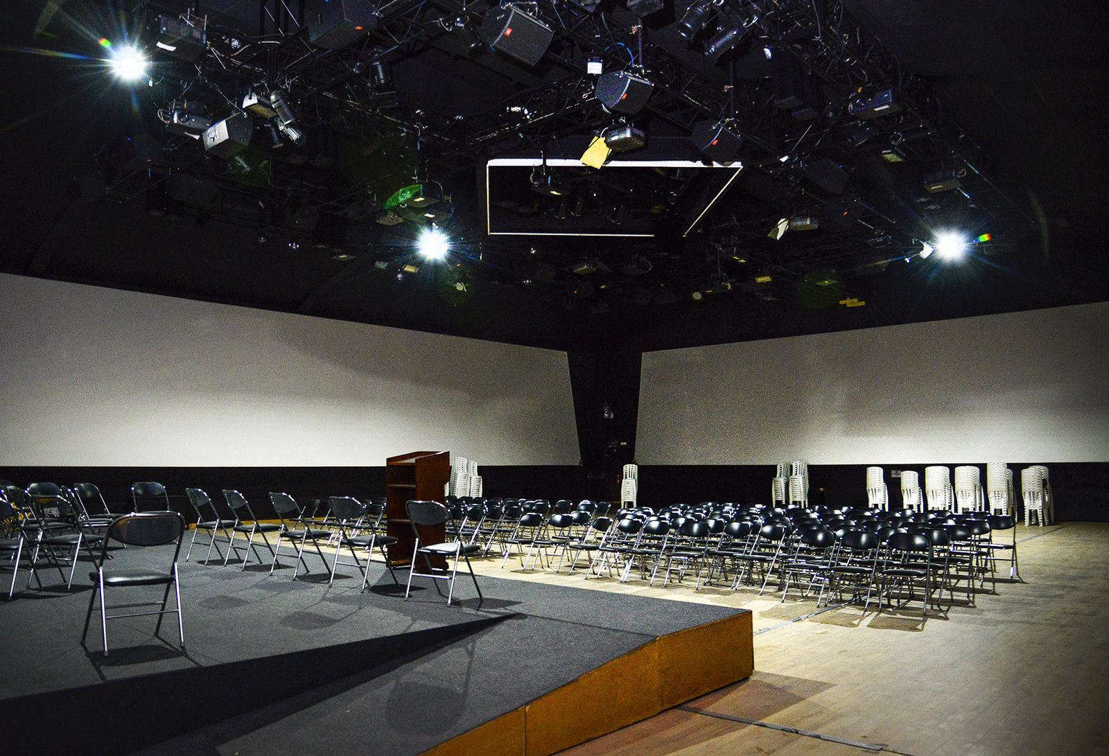 Imagen de una de las salas de los Museos de la Atalaya.