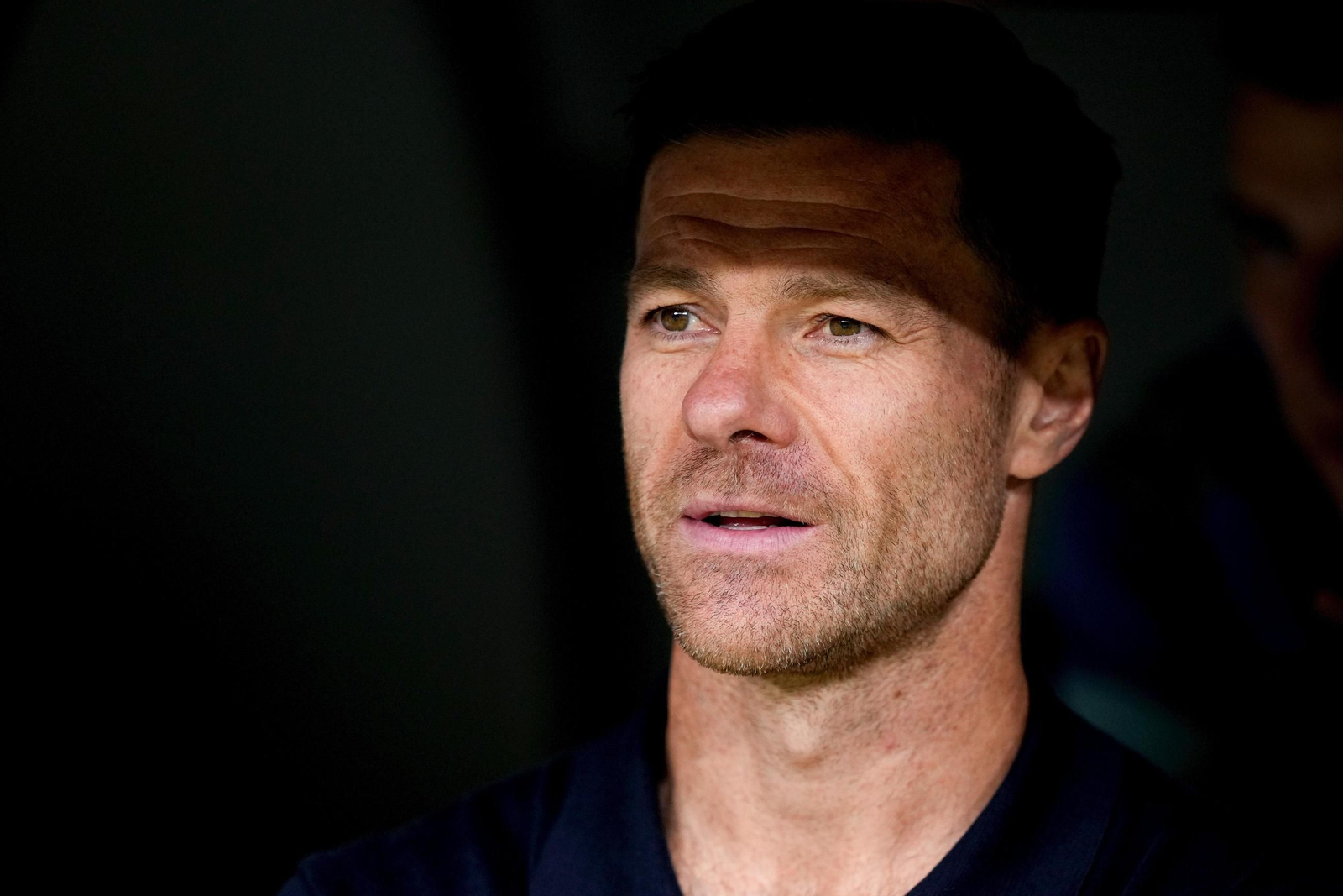 EuropaPress_6969867_Xabi_Alonso_head_coach_of_Real_Madrid_looks_on_d.jpg