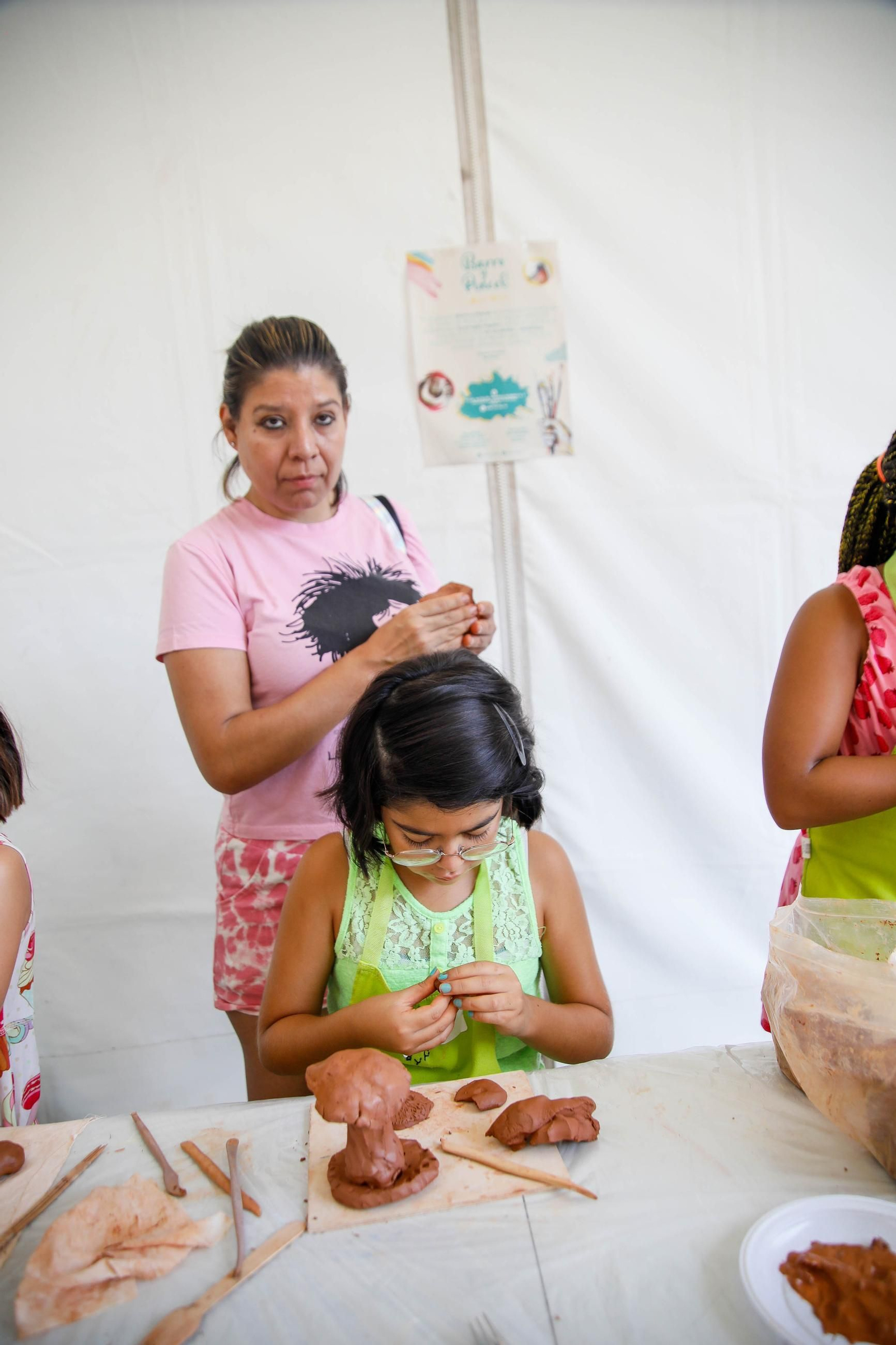 Los talleres infantiles de cerámica de 'Alfaralmería', en imágenes