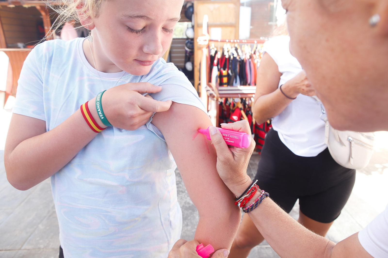 Sotogrande se vuelca con la solidaridad: las mejores imágenes de la Charity Paddle Surf Race 2025