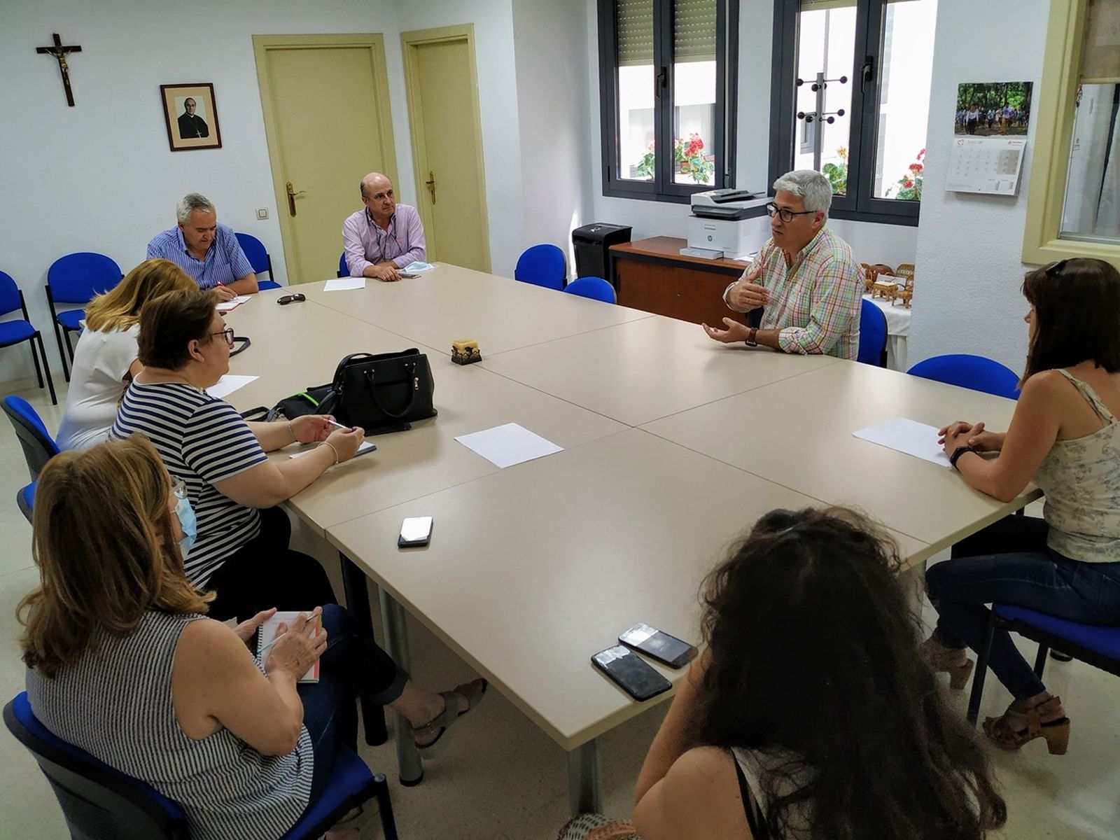 Huércal y Cáritas sientan las bases para un convenio de colaboración con ampliación de subvención y cursos formativos