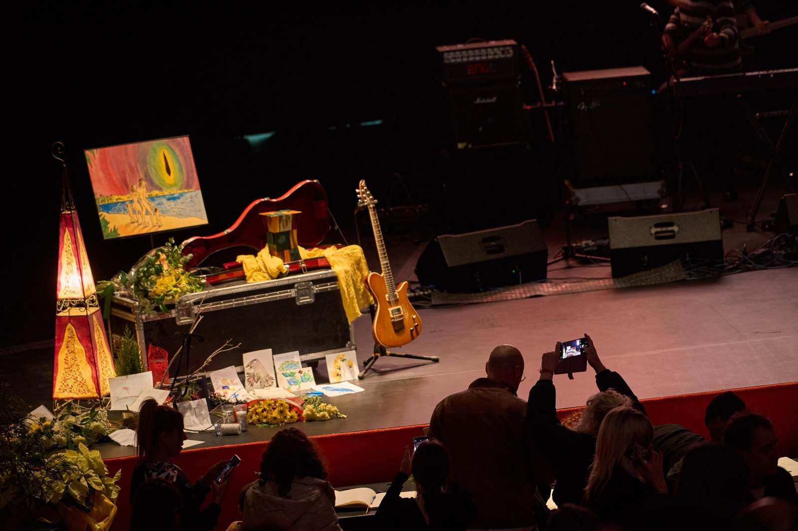 Las fotos del acto homenaje a Robe Iniesta en Plasencia