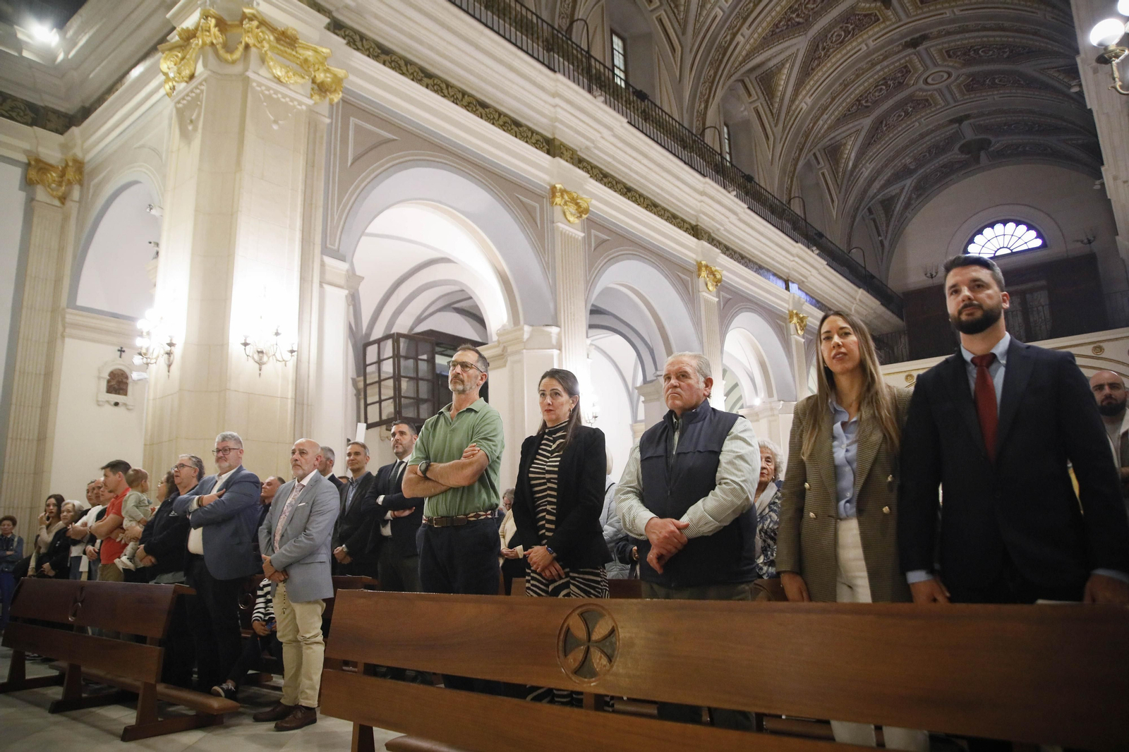 Así fue el Lignum Crucis en la Iglesia San Sebastián, en imágenes