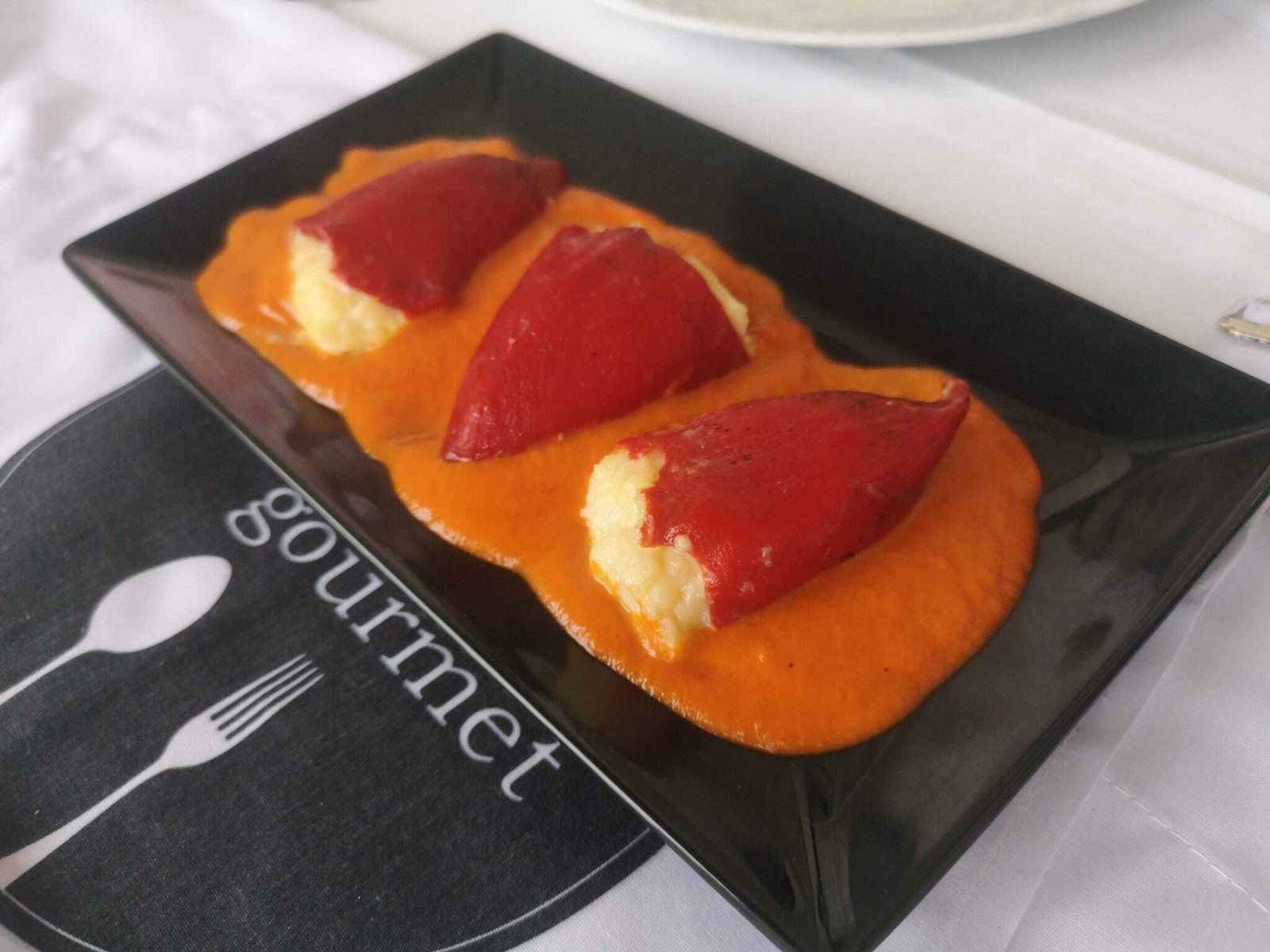 La celebración del certamen gastronómico del bacalao de Semana Santa en Castro del Río, en imágenes