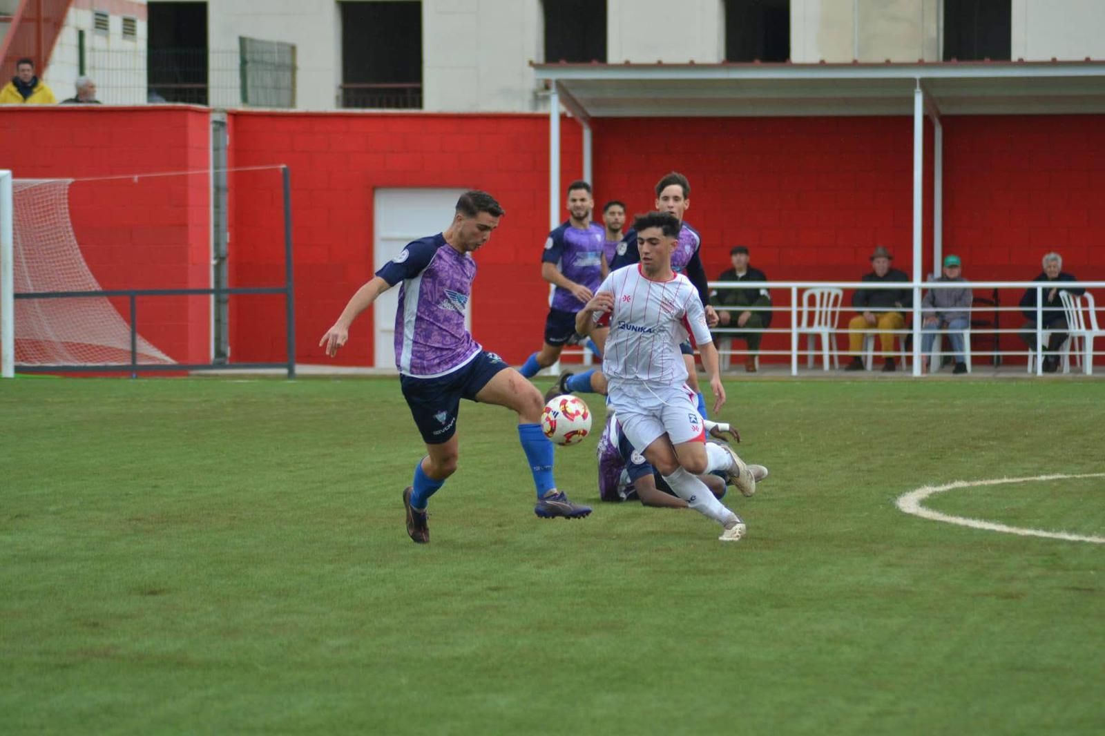 Un lance del derbi del condado.