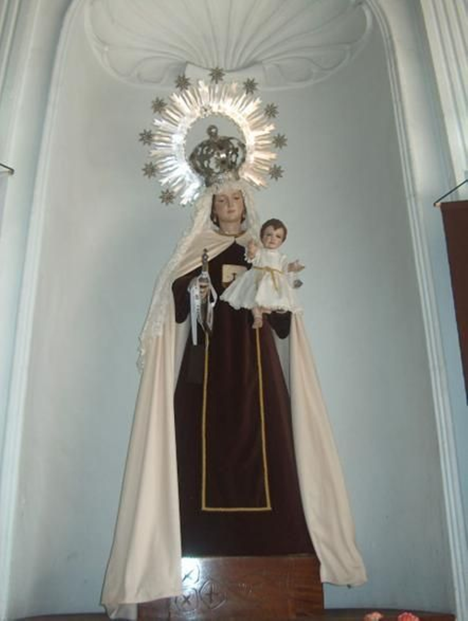 Virgen del Carmen, en la Iglesia de San Antón.