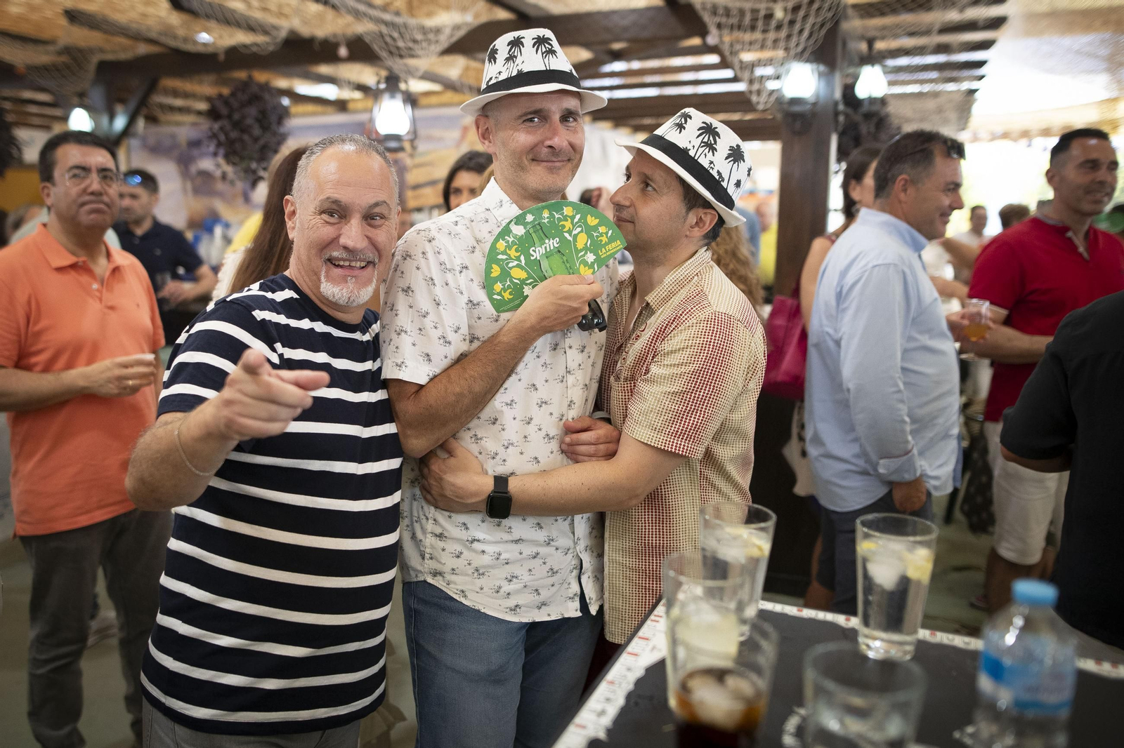Granada vive su tercer día de Corpus entre comida, baile y columpios: las imágenes