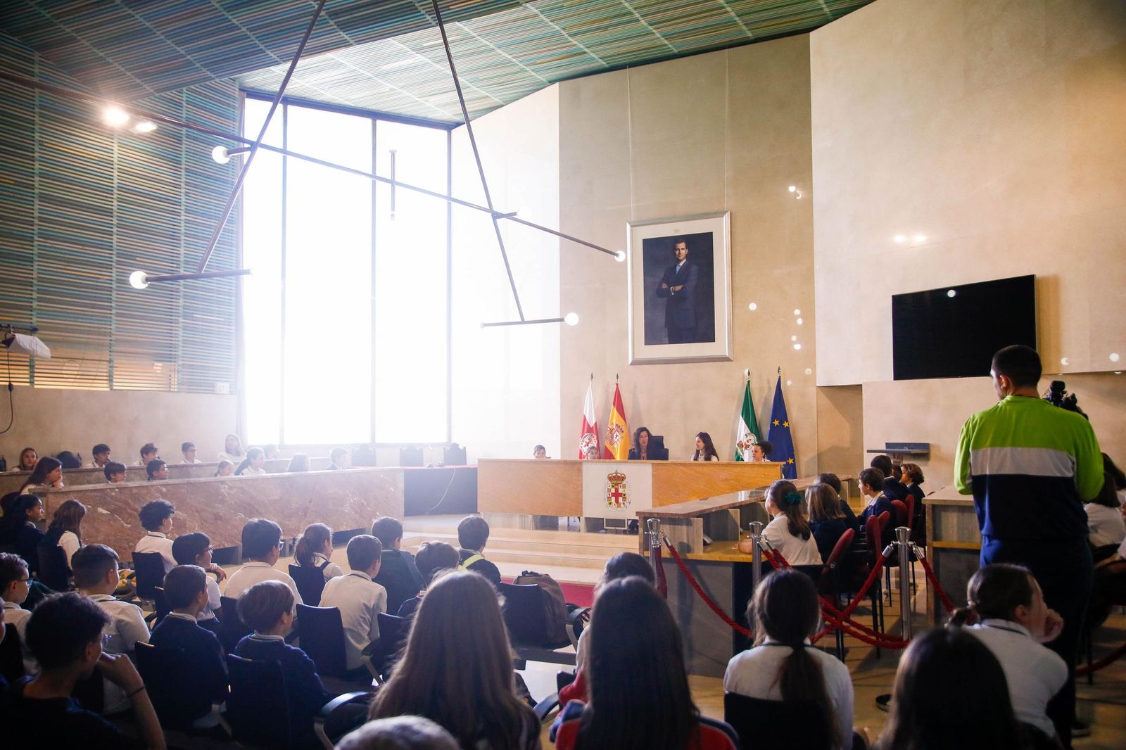 Visita al Ayuntamiento de Almería del colegio Virgen de Fátima, en imágenes
