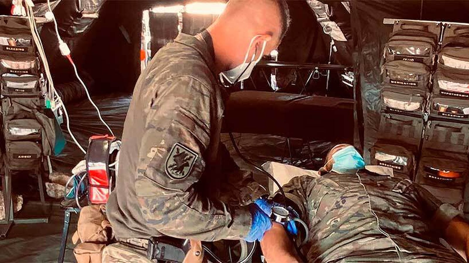 Un enfermero militar en una campaña militar internacional