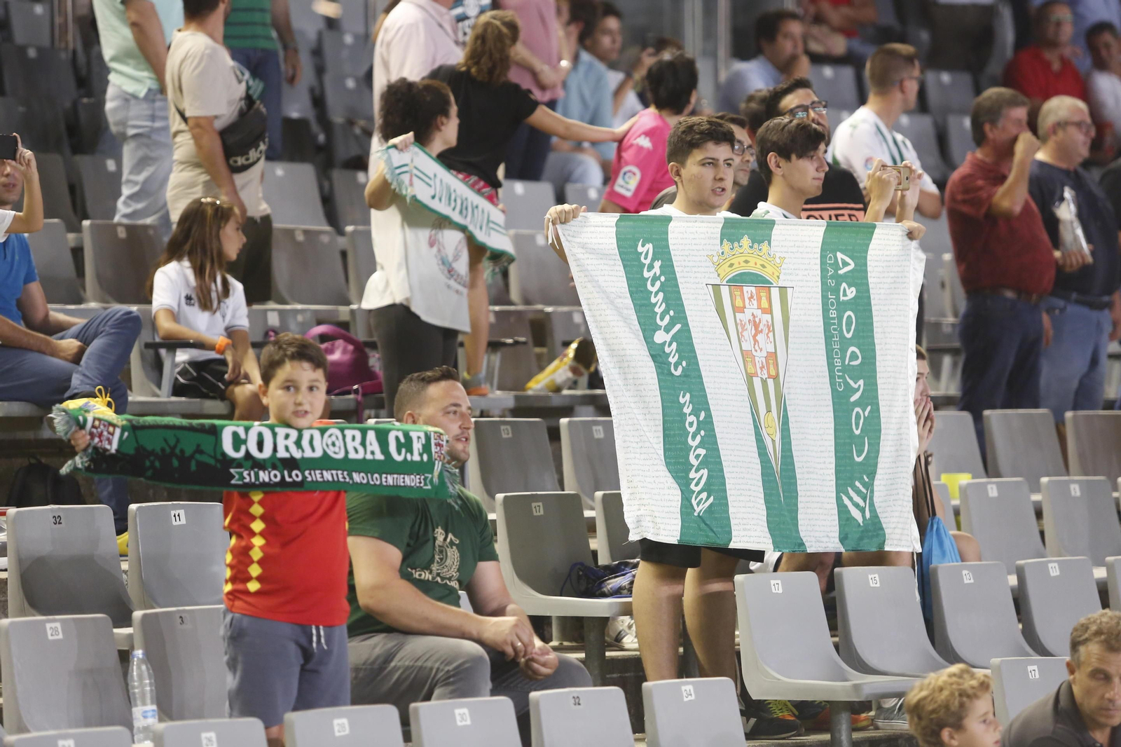 Las imágenes del Córdoba-Gimnástic de Tarragona