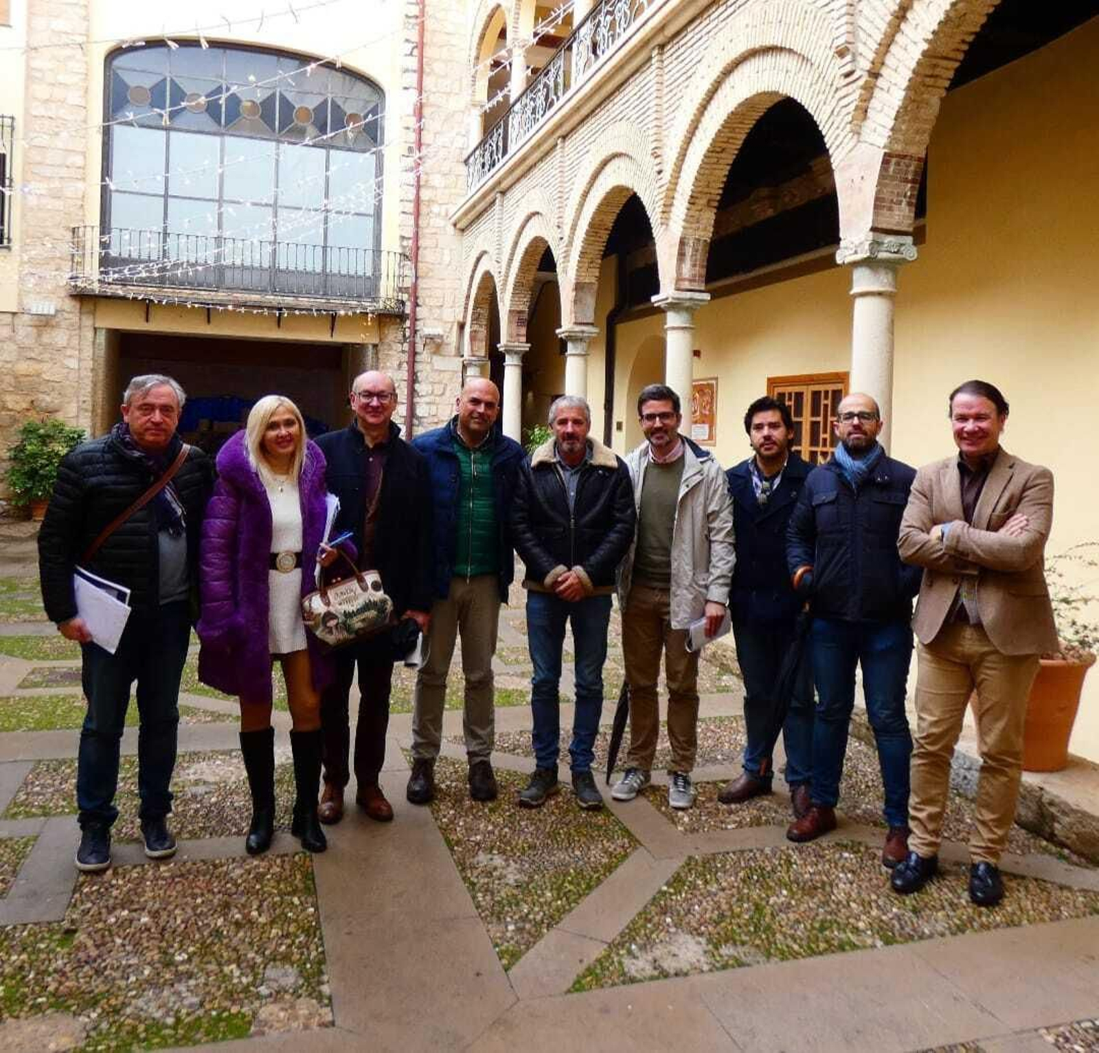 Mesa de trabajo encargada del proyecto