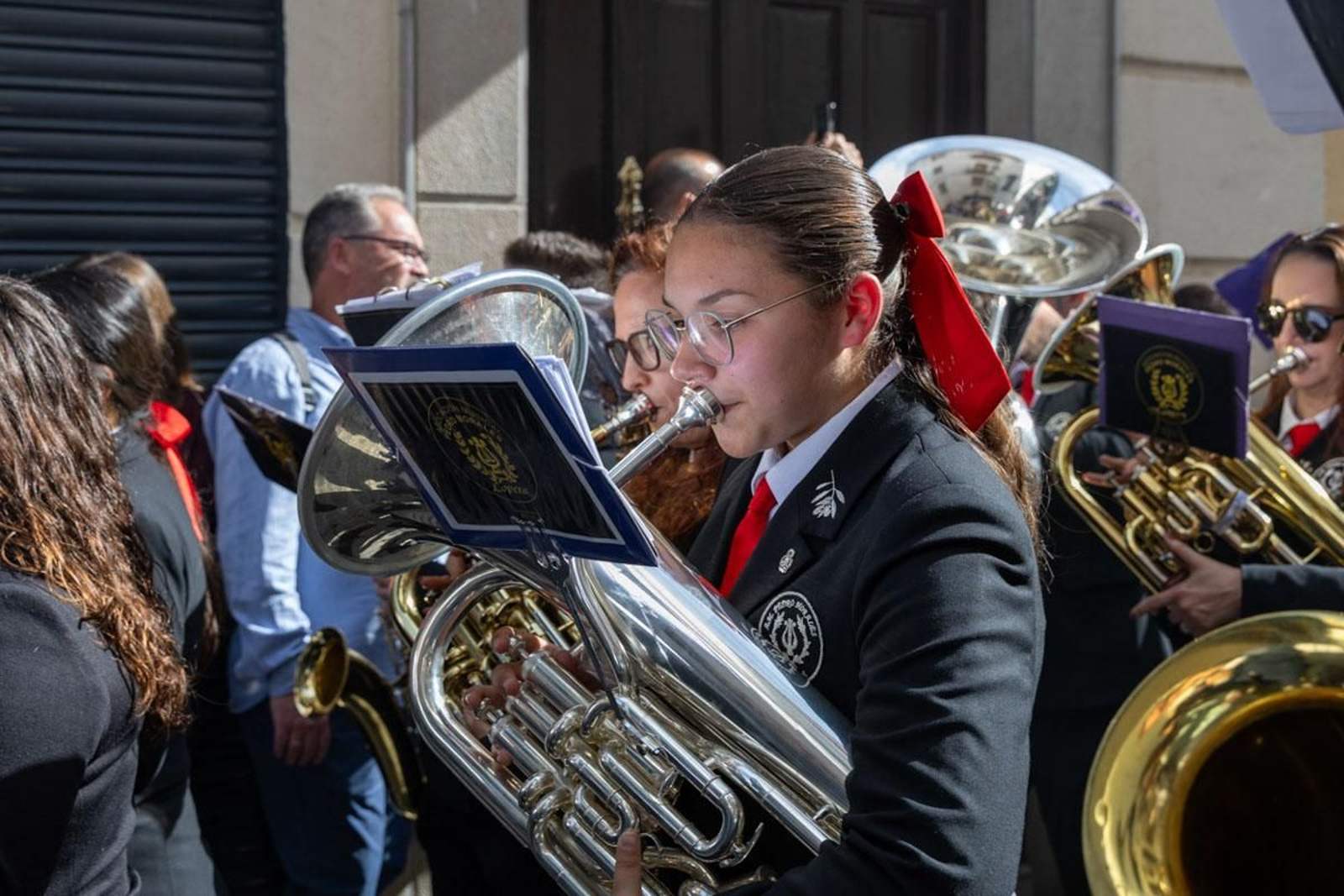 Los jiennenses arropan a las tres cofradías de la tarde en un Domingo de Ramos más caluroso de lo esperado (I)