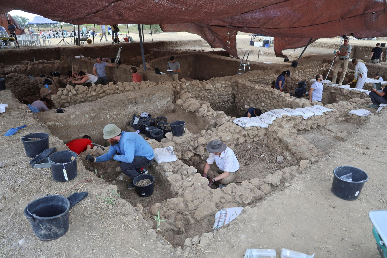 La Málaga fenicia del Cerro del Villar, en fotos