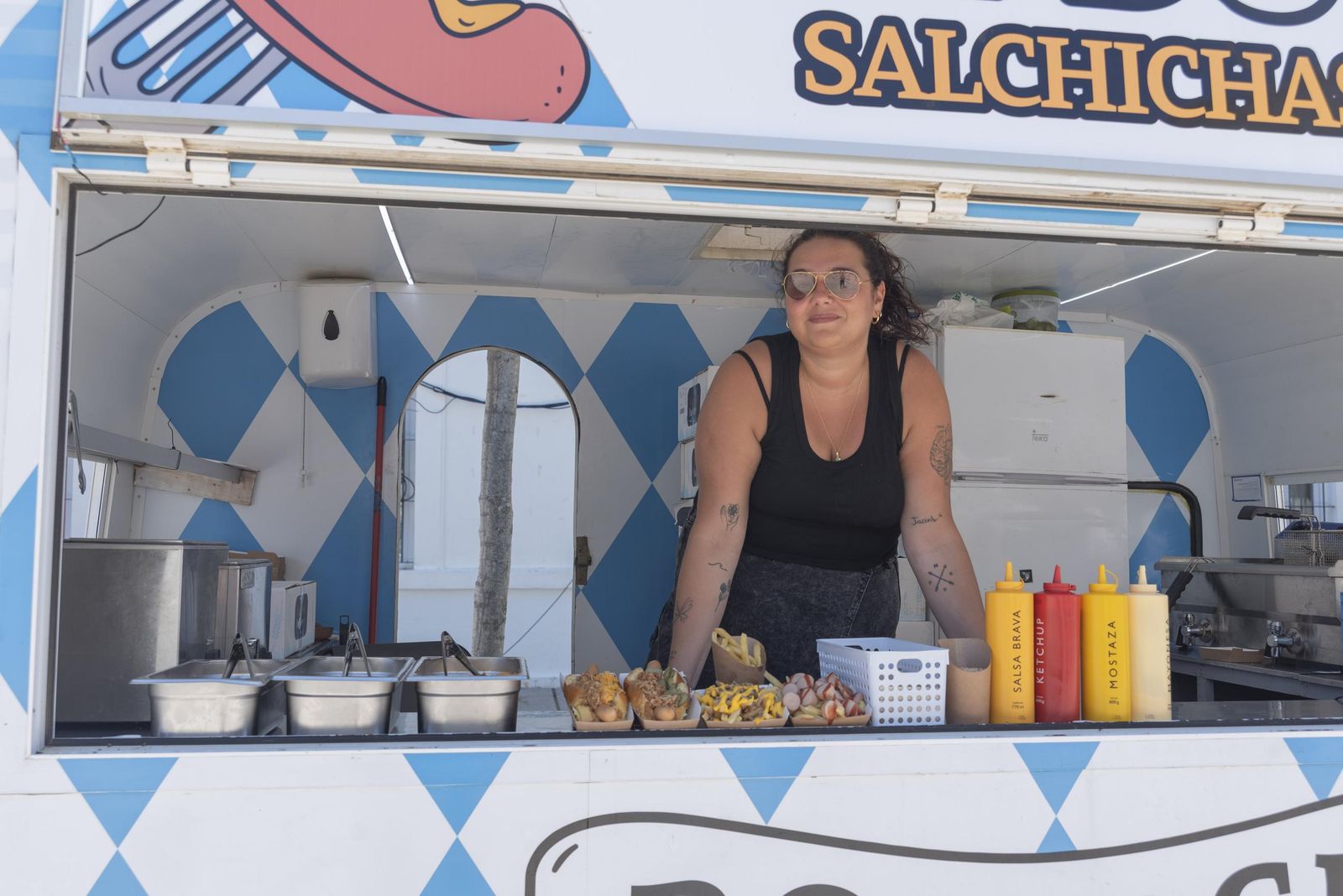 Fotos del festival de foodtrucks en San Roque por el 319 aniversario