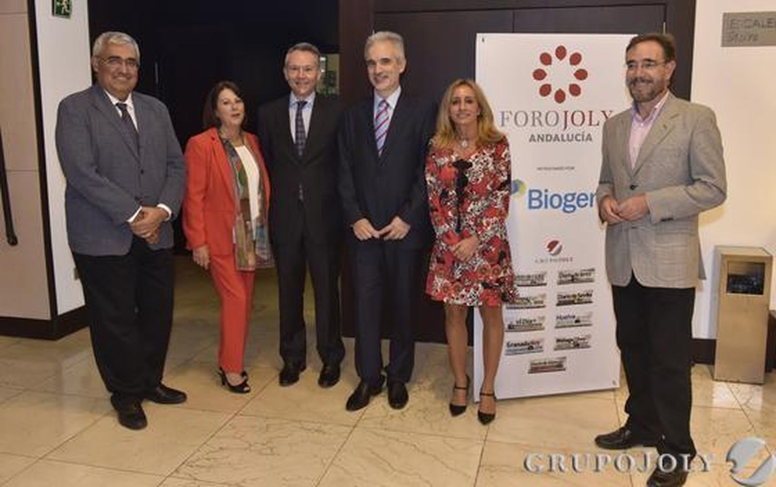 Antonio Ramírez de Arellano, consejero de Economía y Conocimiento; María José Sánchez Rubio; José Joly, presidente del Grupo Joly; Aquilino Alonso; Beatriz Perales, directora de Relaciones Institucionales y Acceso al Mercado de Biogen, y Felipe López, consejero de Fomento y Vivienda. / Reportaje gráfico: Juan Carlos Vázquez y Victoria Hidalgo