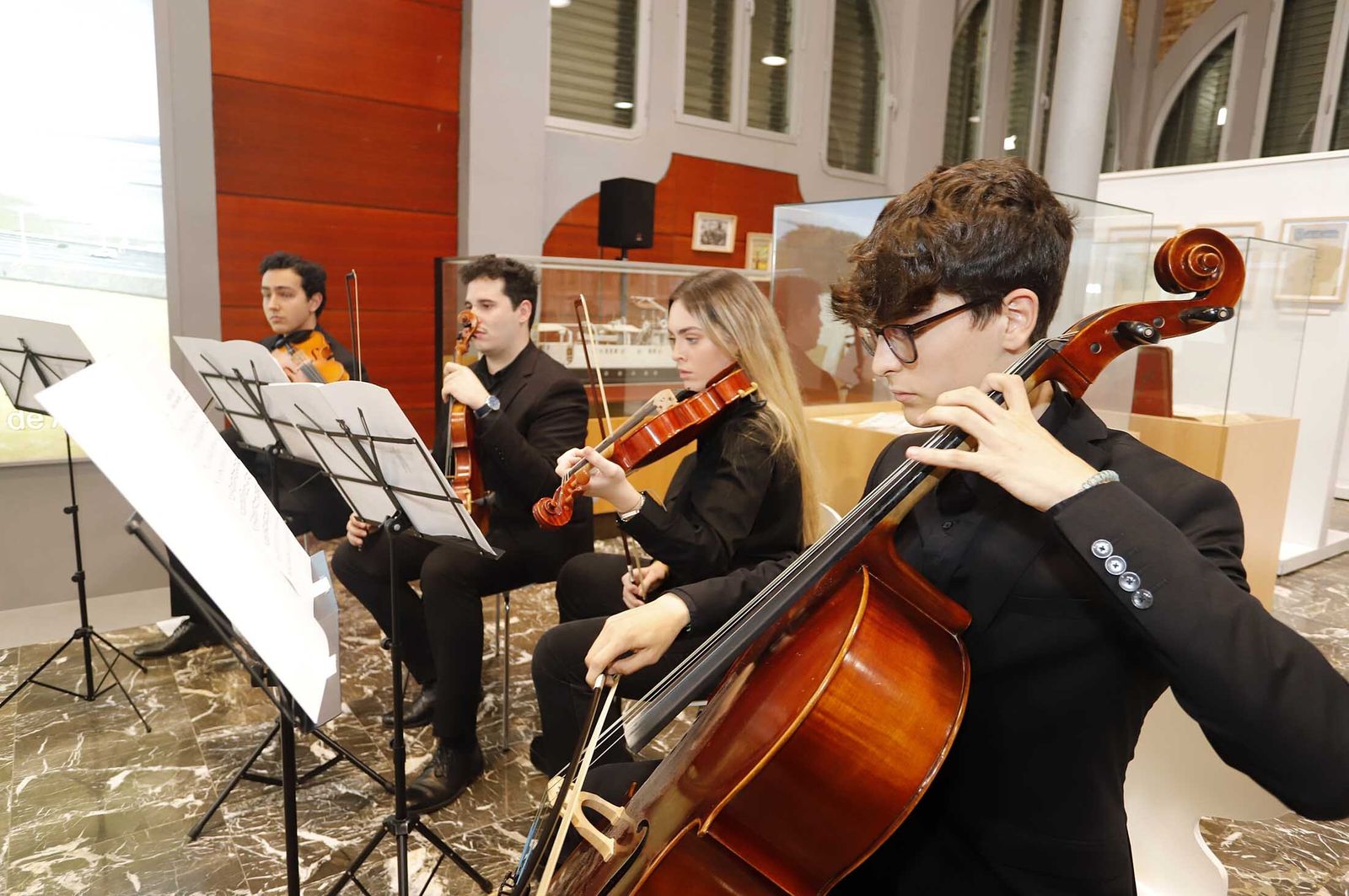 Imágenes de la inauguración de la exposición "Colón, Monumento a la amistad con los Pueblos de América"