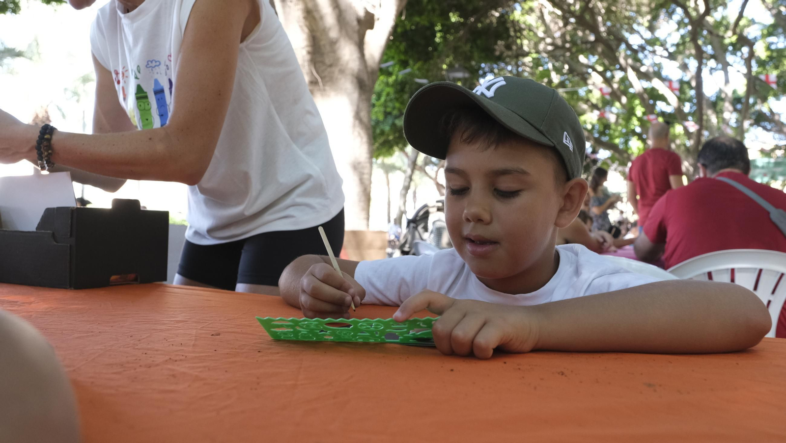 Juegos Tradicionales Infantiles en la Feria de Almería 2024, en imágenes