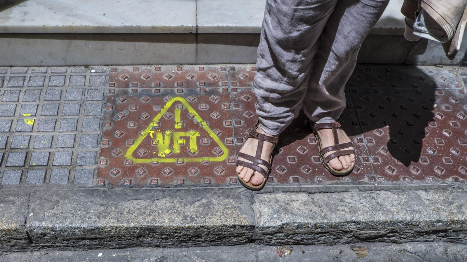 Una de las pintadas que aparecieron en una calle del casco histórico.