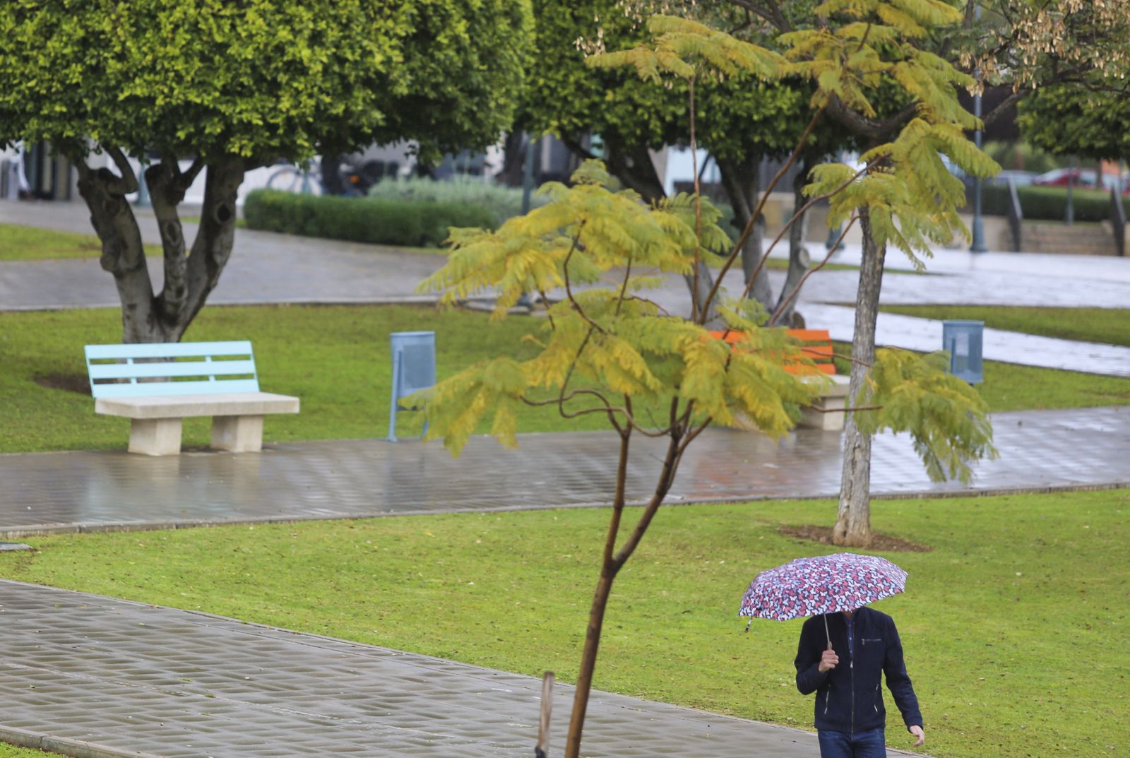 Imagen de archivo de un día de lluvia en Málaga capital.