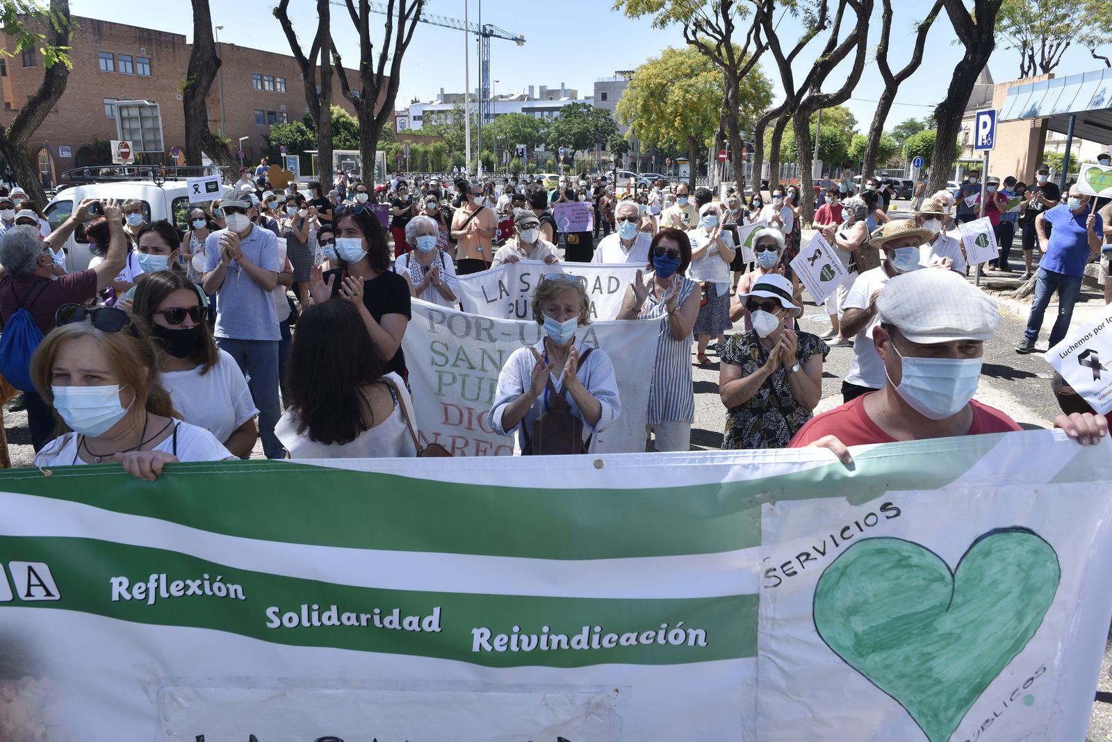 Las imágenes de la manifestación de Marea Blanca