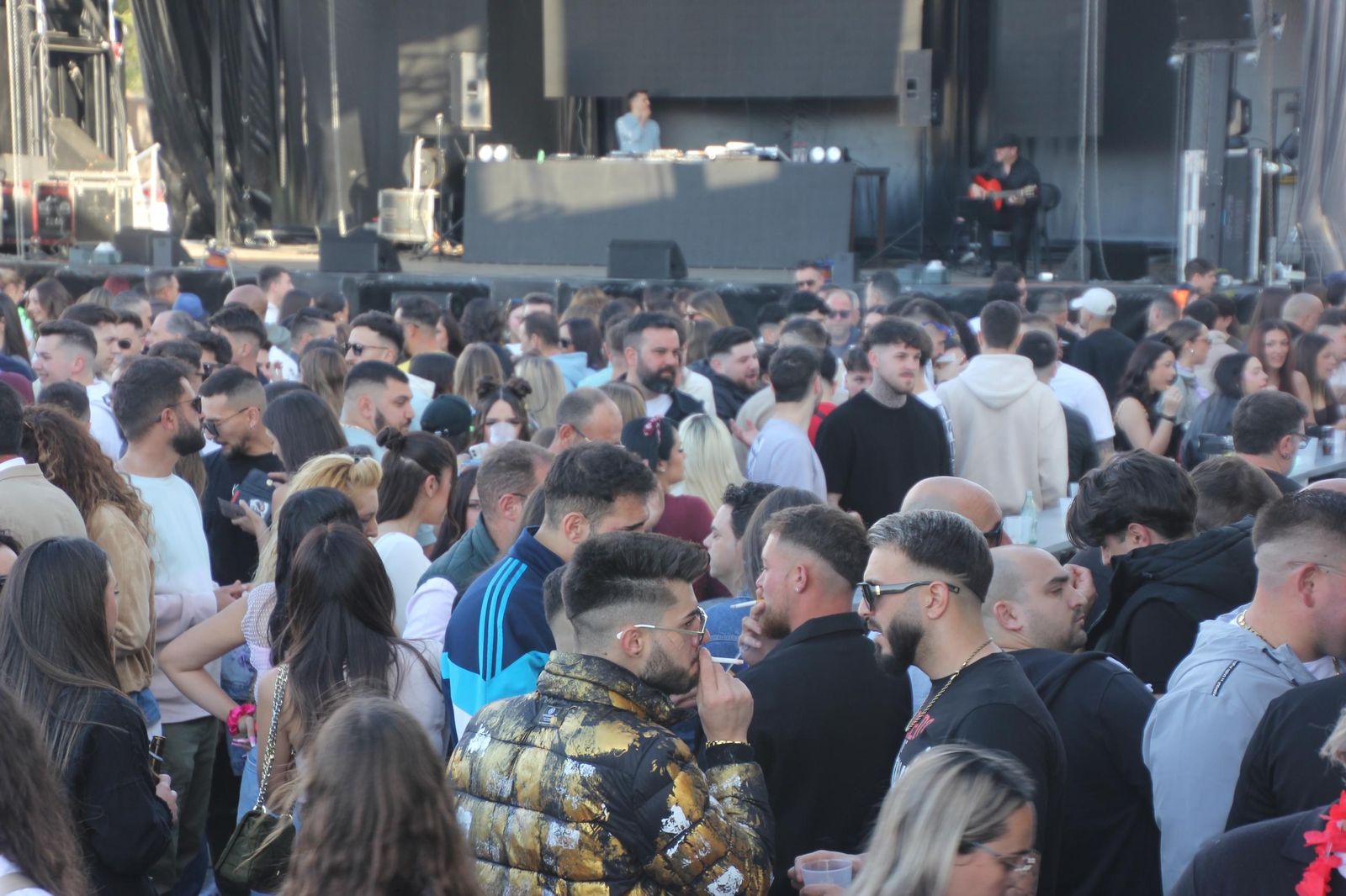 Más de 2.000 personas reciben la primavera con música en Pinos Puente