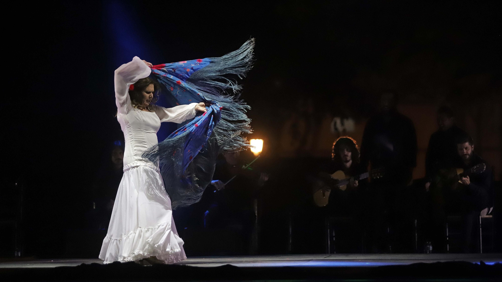 Fotos del espectáculo de José Manuel León y Mónika Bellido en Algeciras