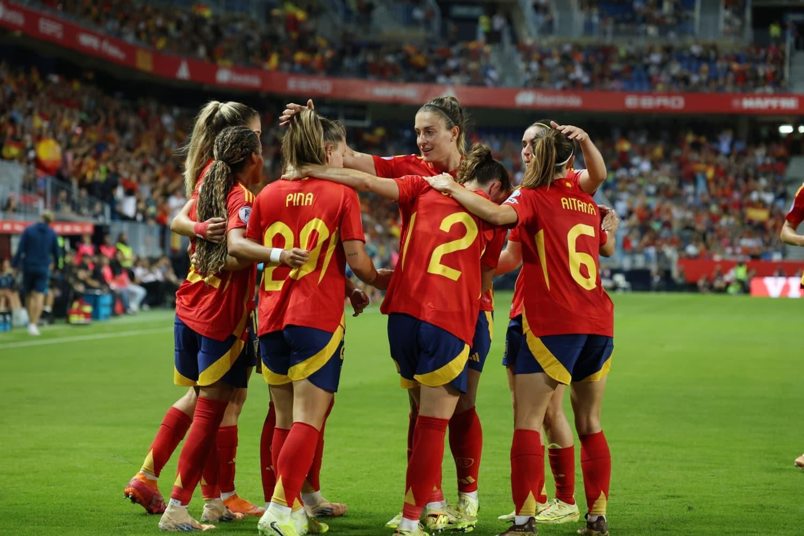 El España-Suecia de Málaga, en fotos