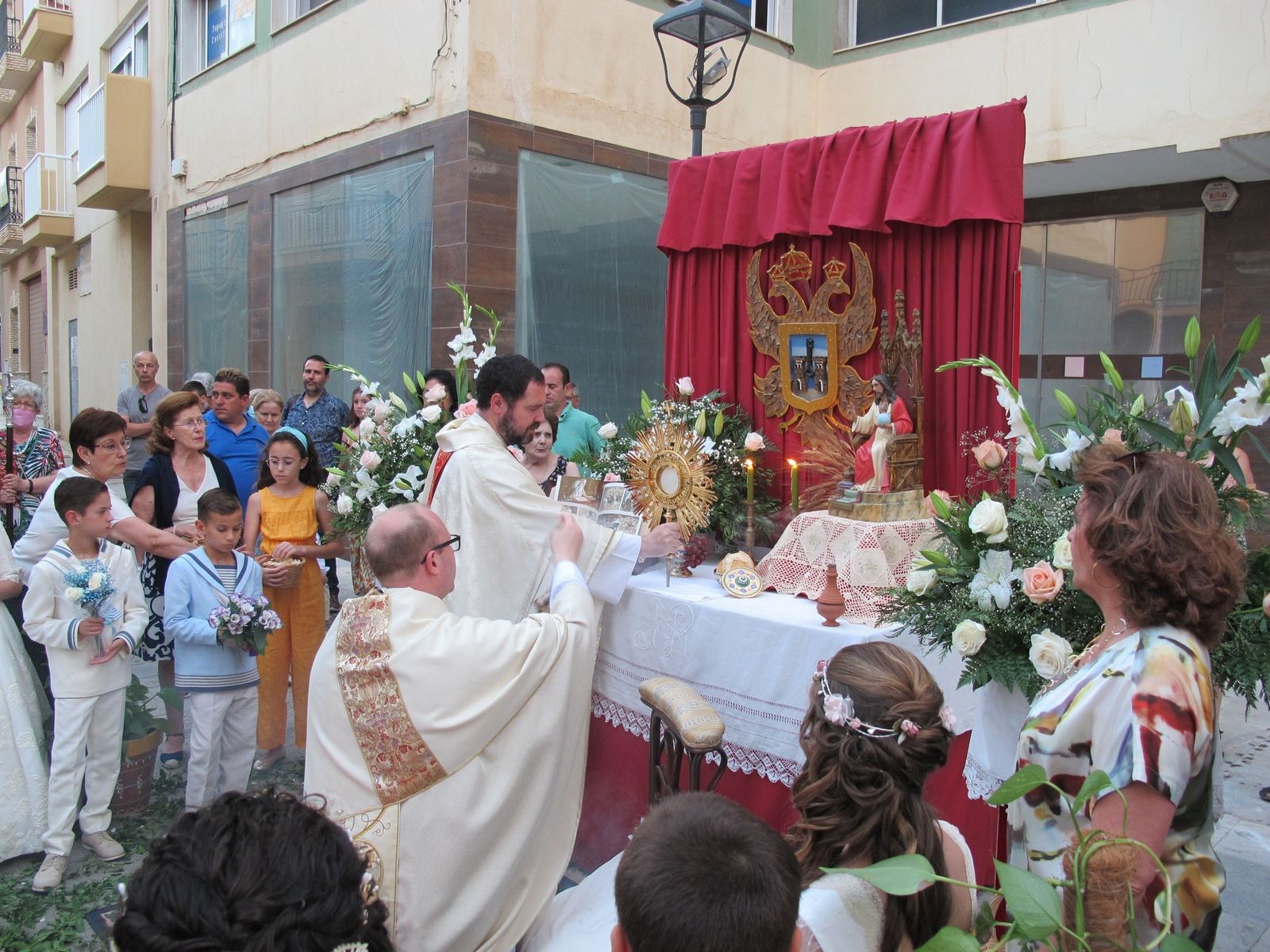 La procesión del Corpus Christi de Vera, en imágenes