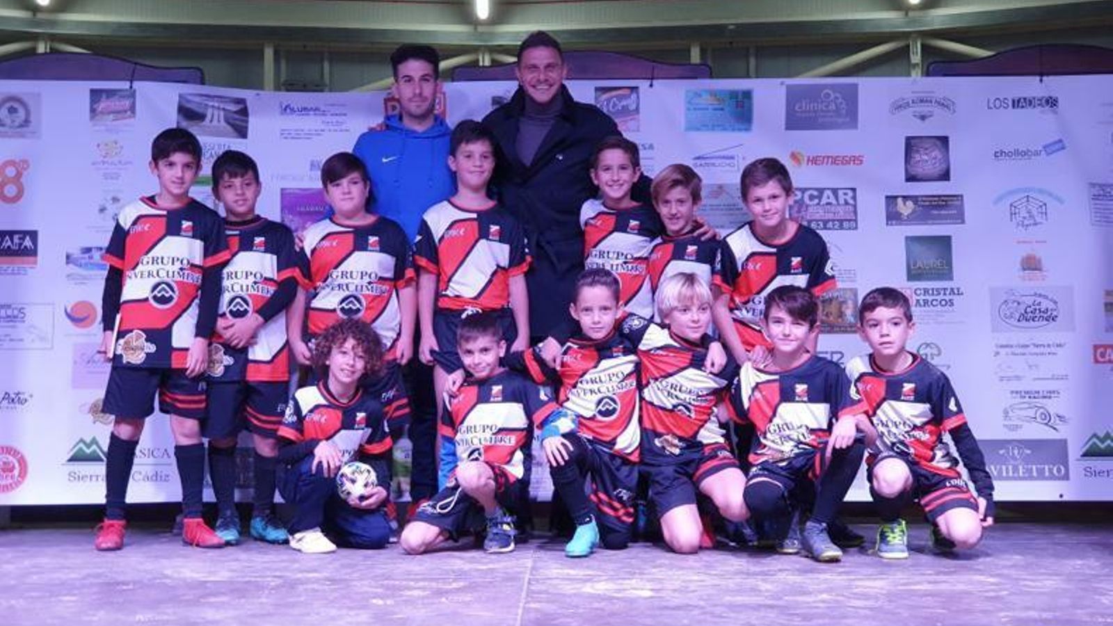 Joaquín, con uno de los equipos del Juzzt Sierra de Cádiz.