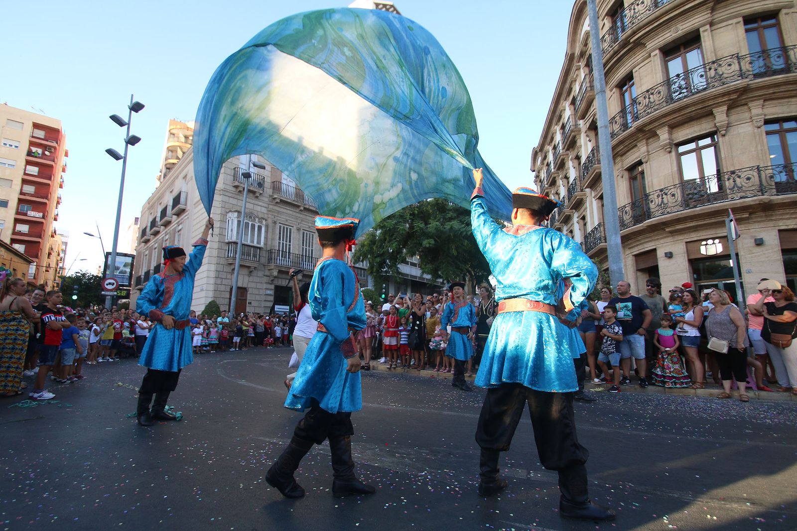 Fotogalería de la Batalla de Flores. Feria de Almería 2019