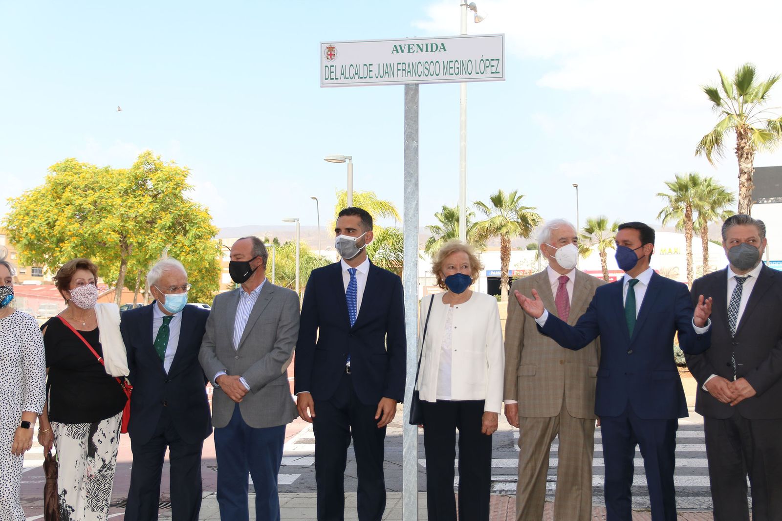 Fotogalería de la inauguración de la avenida en homenaje al exalcalde Juan Megino