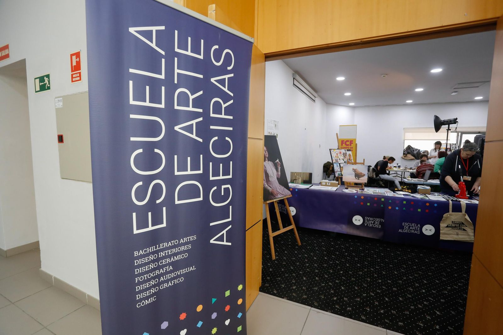 Las fotos de la XIII Feria de Ciclos Formativos Campo de Gibraltar en el Palacio de Congresos de La Línea