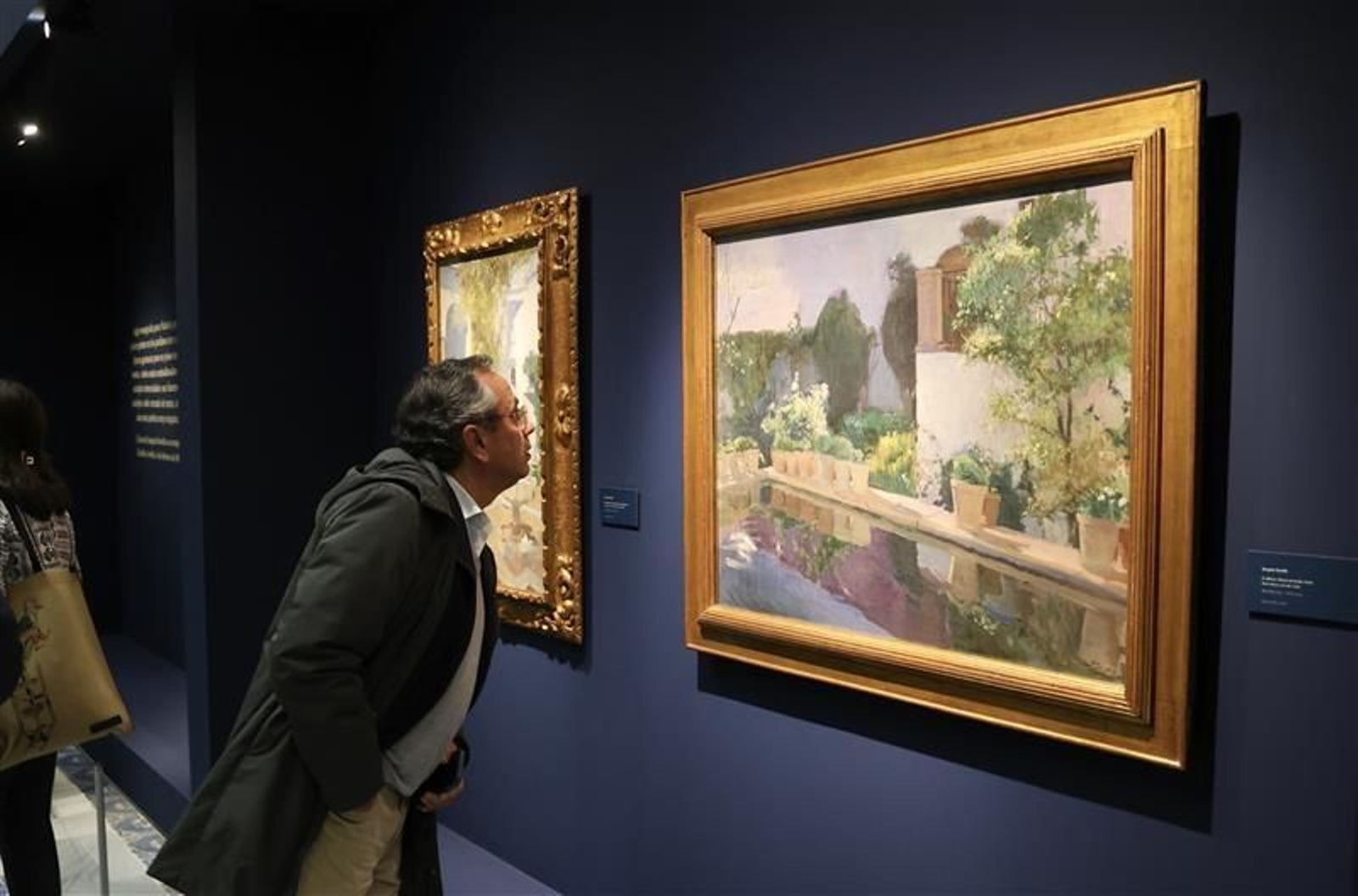 Una exposición en el Alcázar de Sevilla muestra la atracción del monumento sobre Sorolla