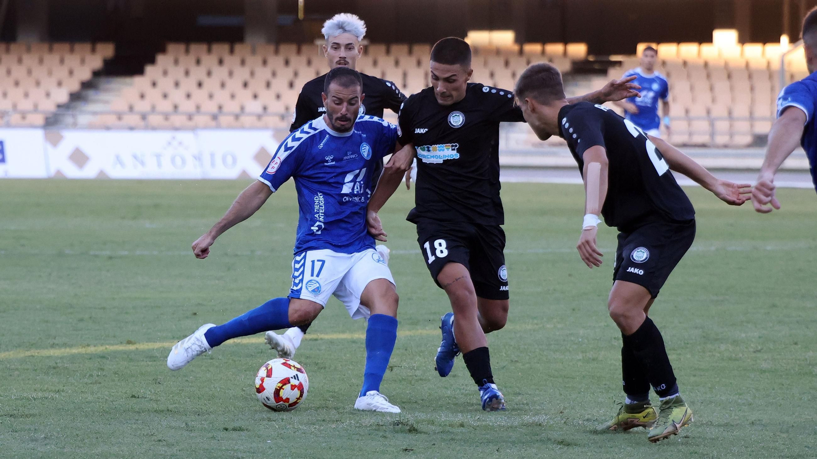 Imágenes del partido entre Xerez DFC y Juventud Torremolinos en Chapín
