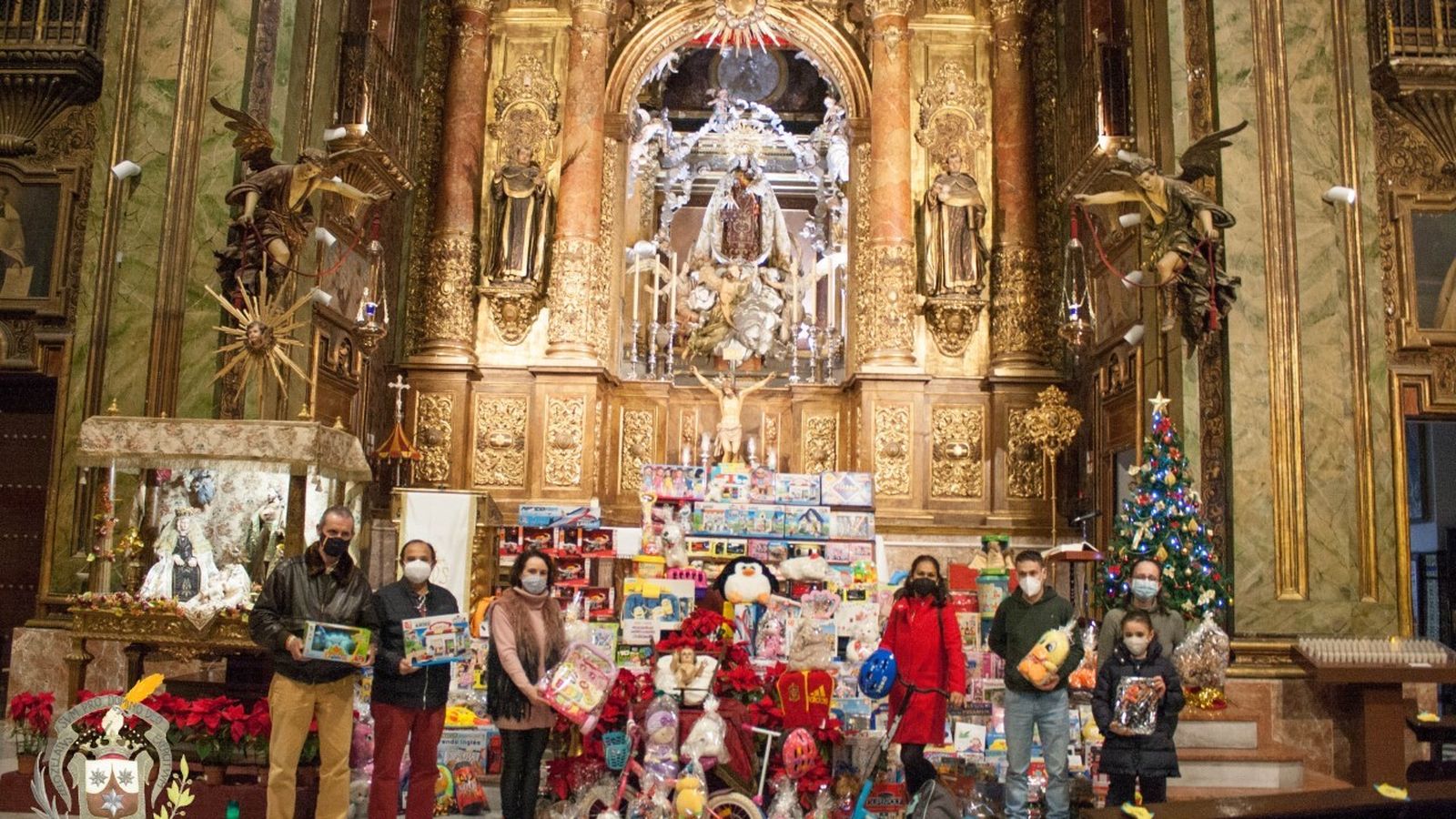 La Hermandad del Carmen ha recogido 400 juguetes para los Reyes Magos de Jerez.