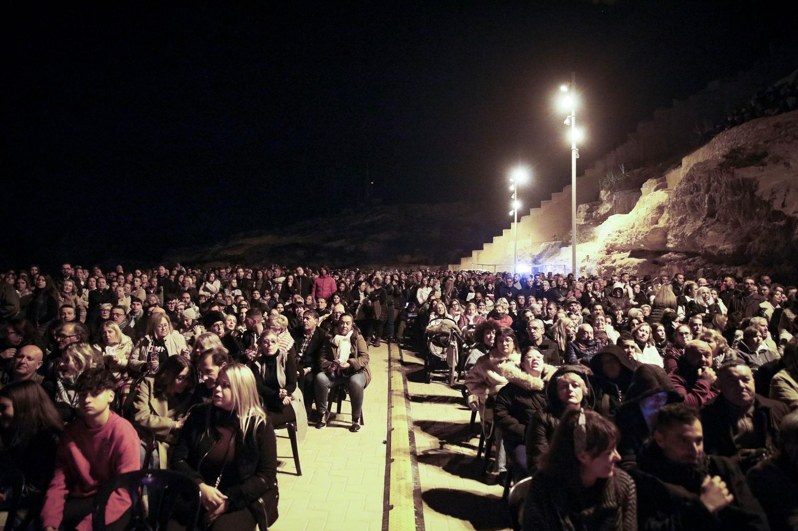 La Noche de las Candelas del Mesón Gitano de Almería, en imágenes