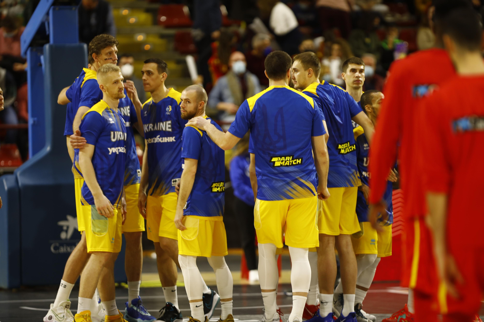 Las imágenes del emotivo encuentro entre España y Ucrania en Córdoba