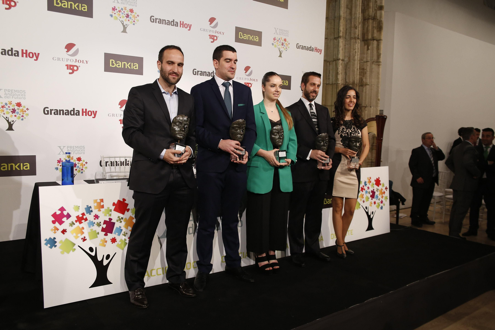 En la imagen, los premiados.