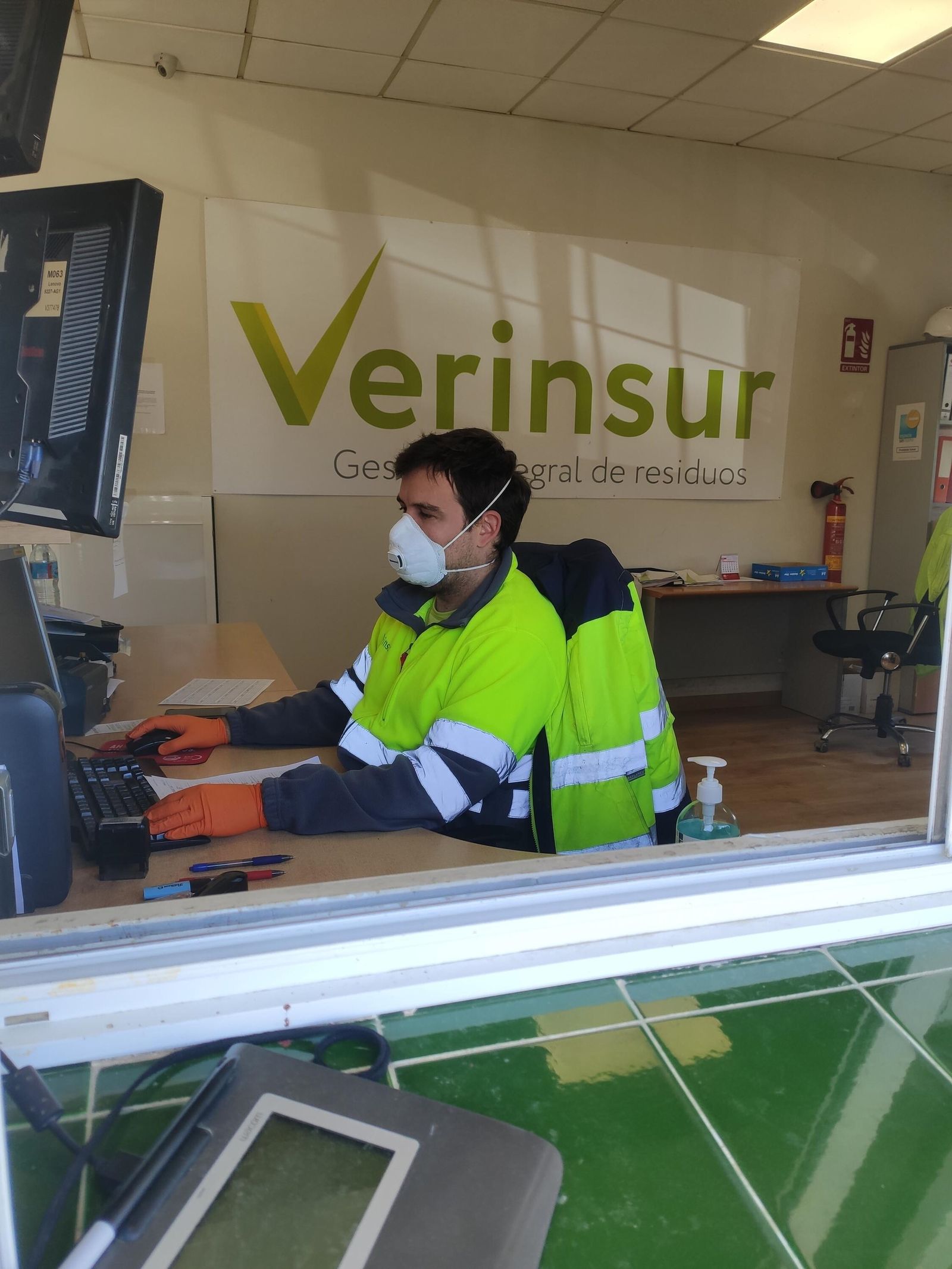 Operario de báscula.