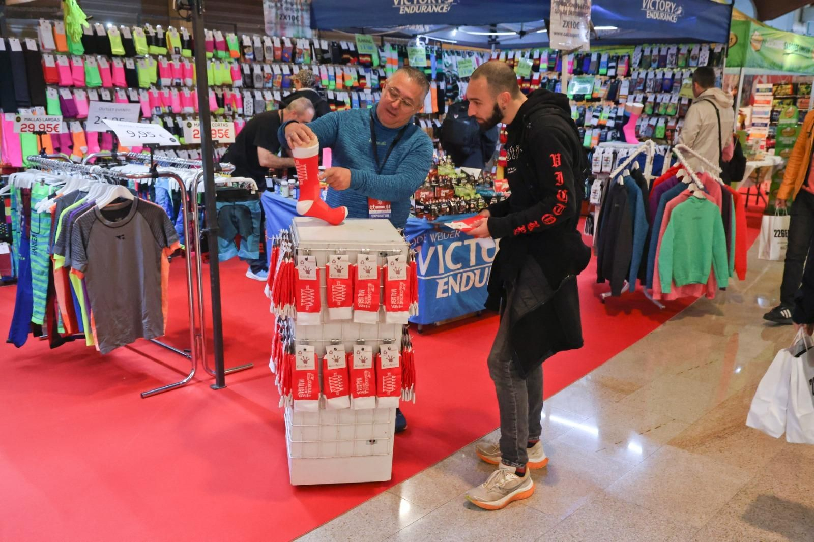 La Feria del corredor del Maratón de Málaga 2025, en imágenes