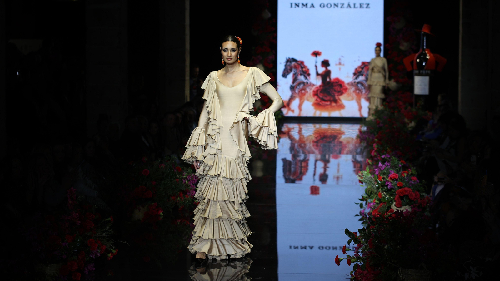 Desfile de Inmaculada González en la Pasarela Flamenca Tío Pepe Jerez 2024