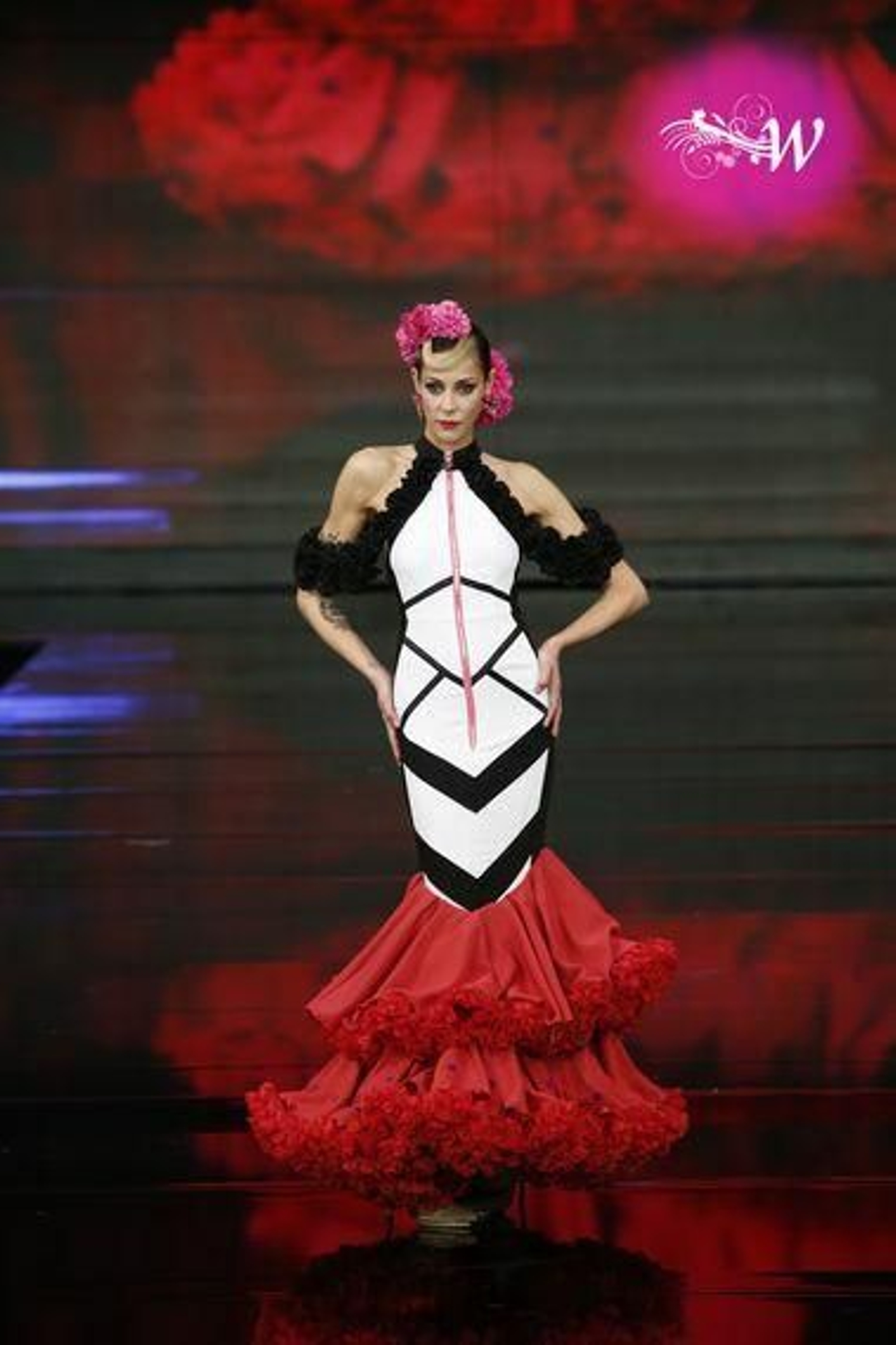 Verónica de la Vega presenta su colección de flamenca en SIMOF 2020, estas son las fotos