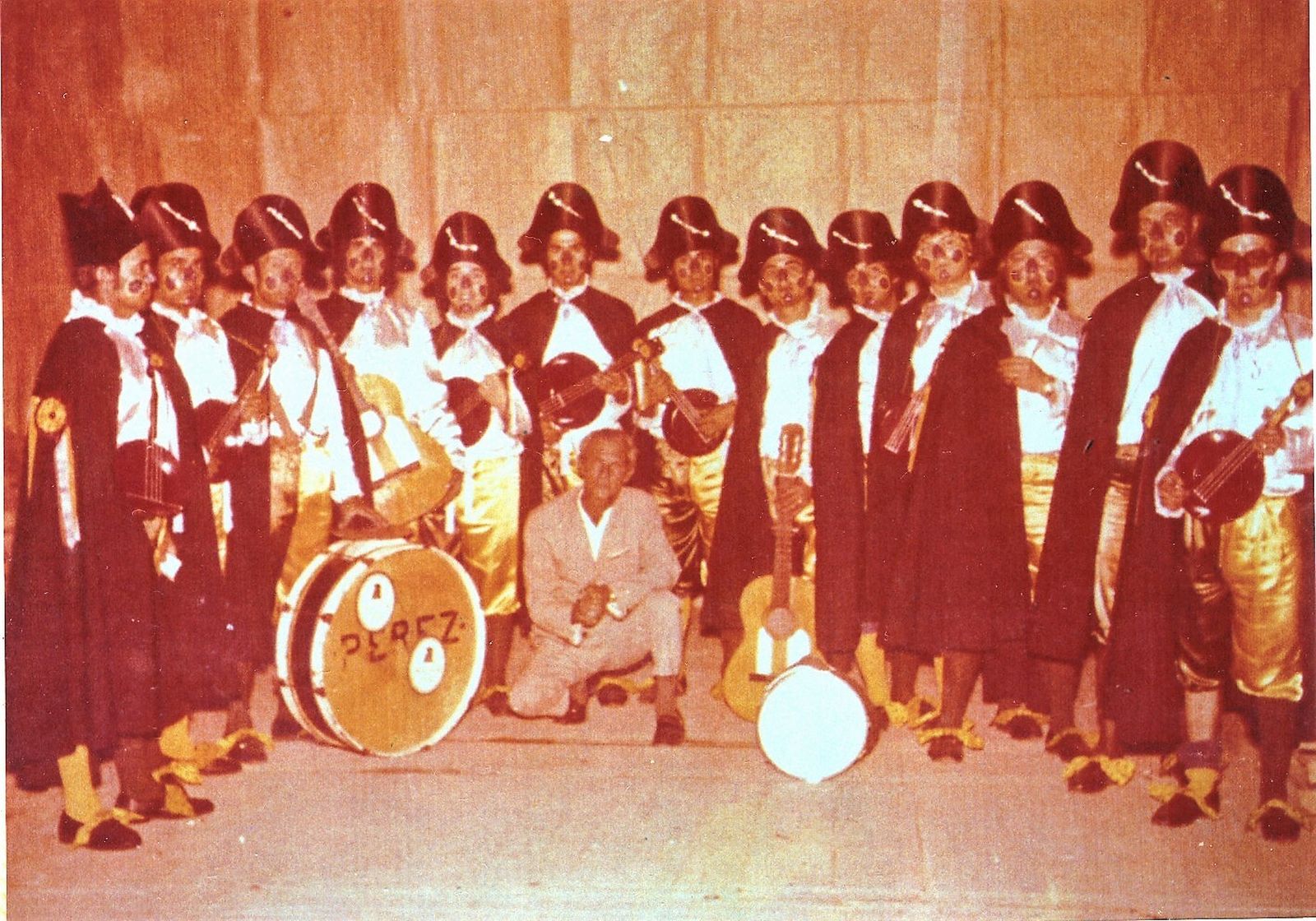 La chirigota 'Los tunos tunantes', primer premio de 1973.