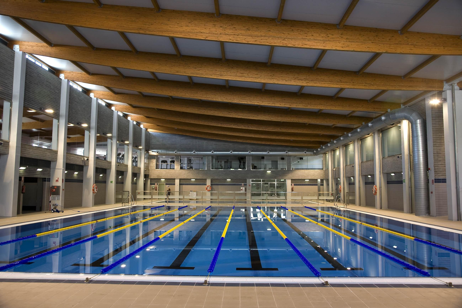 Piscina del Pabellón Rafael Florido. Piscina del Pabellón Rafael Florido.