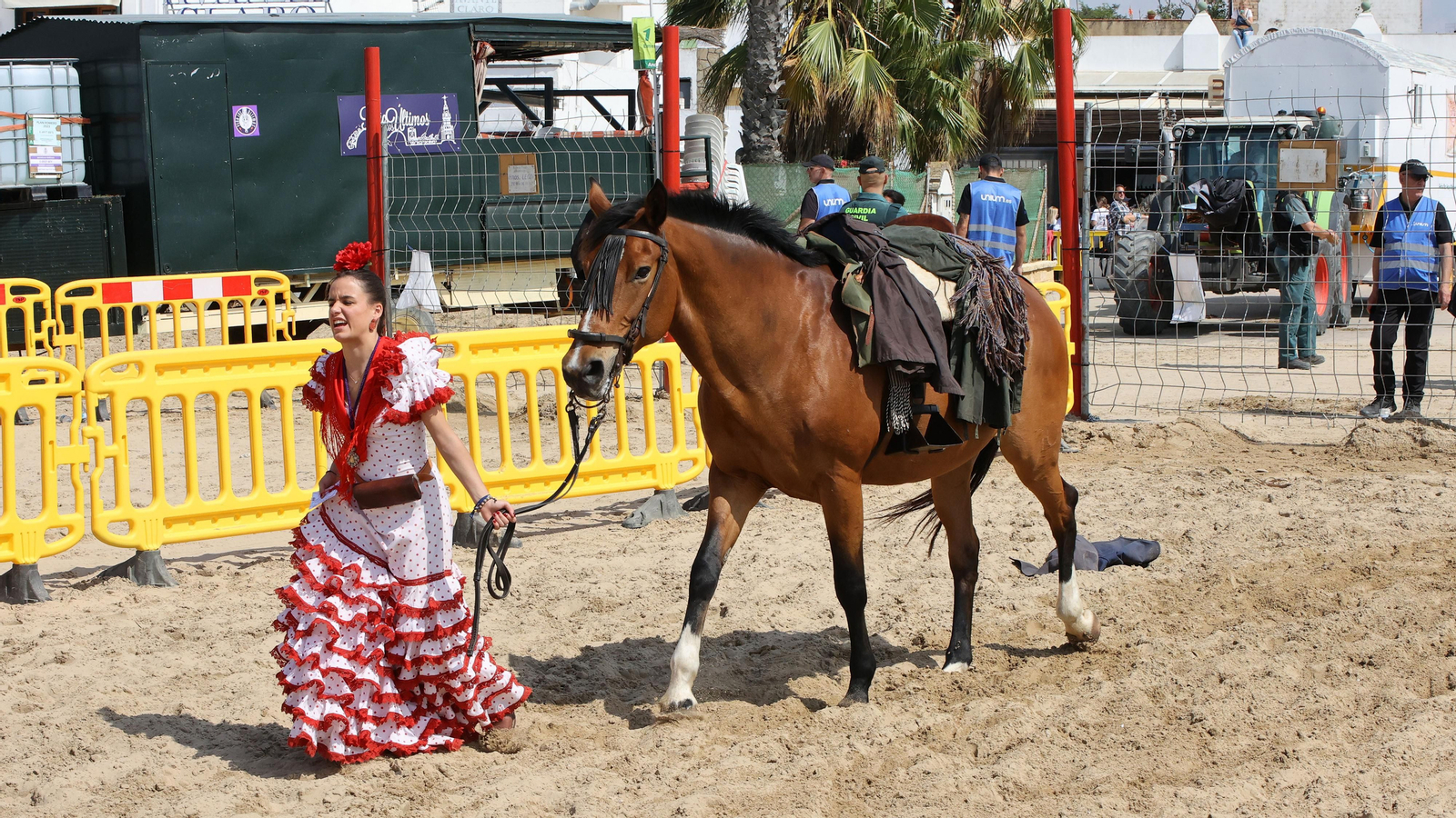 Embarque de la Hermandad de Jerez en Bajo de Guía Embarque de la Hermandad de Jerez en Bajo de Guía