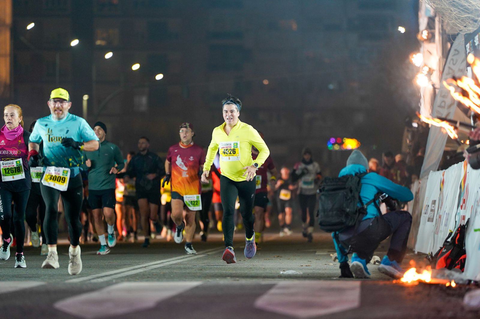 En imágenes: búscate en tu llegada a meta de la Carrera de San Antón 2026 (9)